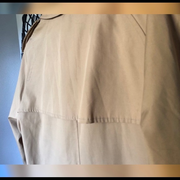 Men’s London Fog Coat - Picture 4 of 8